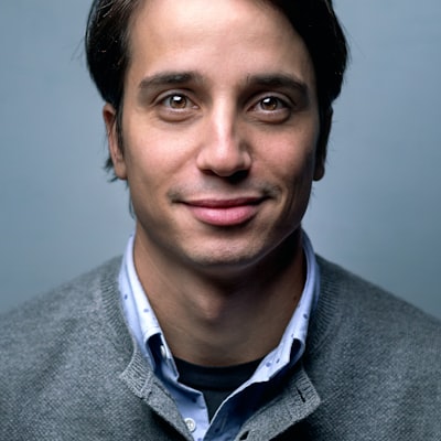 Dr. Robert Martinez